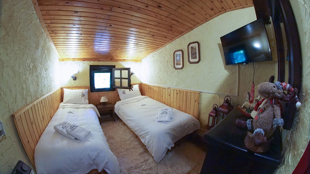 Photo of Bedroom in Eptalofos