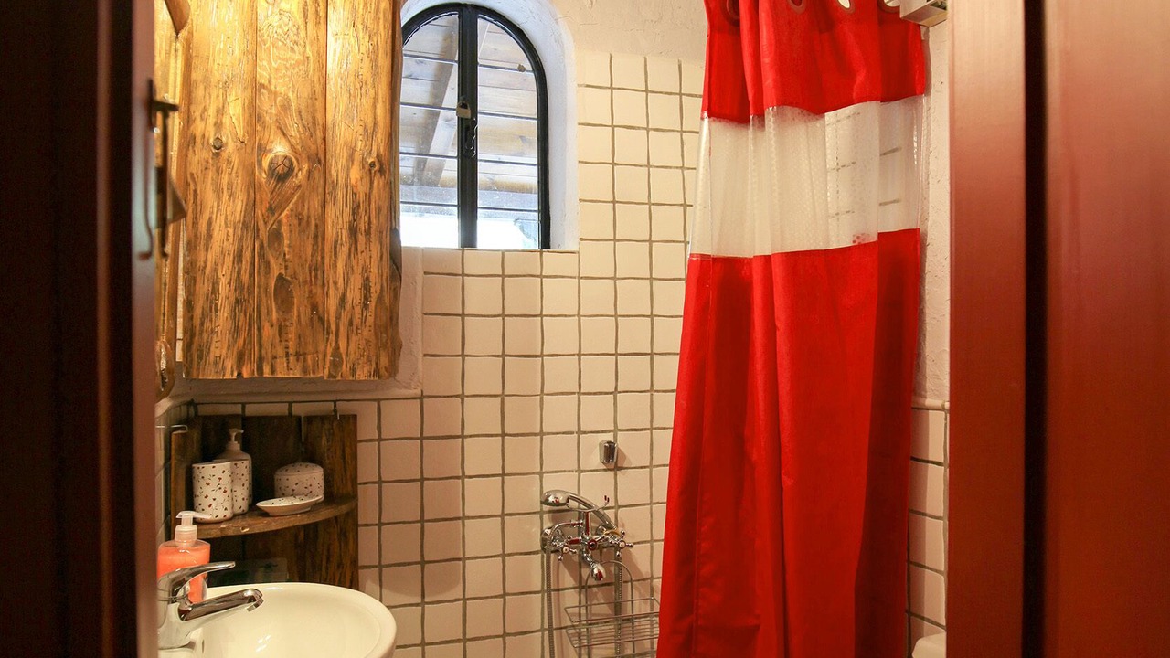 Photo of Bathroom in Eptalofos