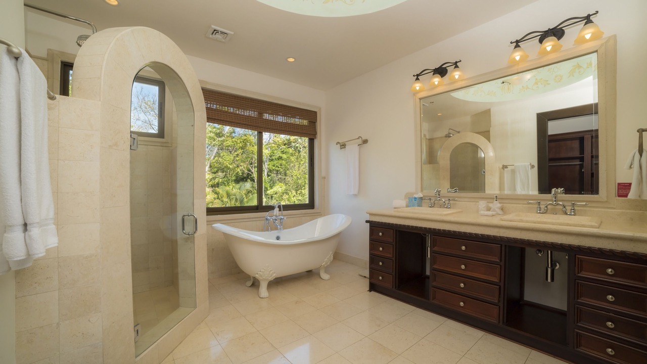 Photo of Bathroom in Jaco