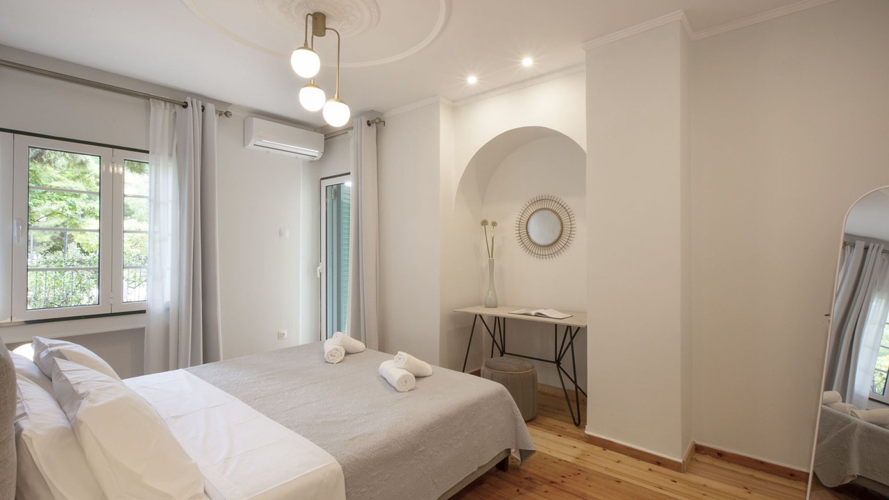 Photo of Bedroom in Glyfada