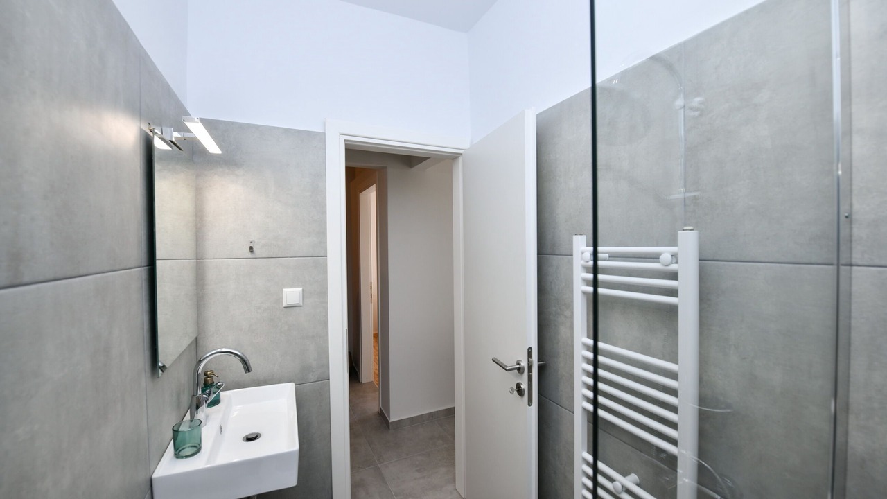 Photo of Bathroom in Larissa