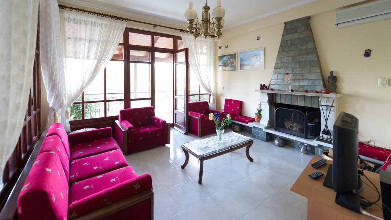 Photo of Livingroom in Lampiri