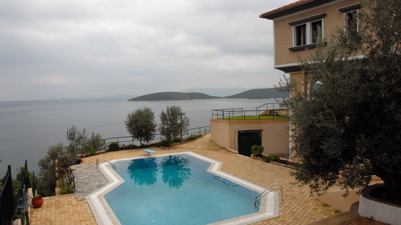 Photo of Outdoor in Sourpi