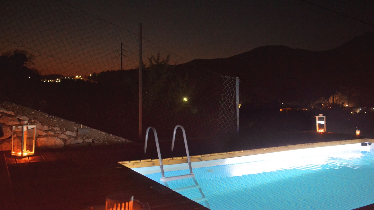 Photo of Outdoor in Pedi