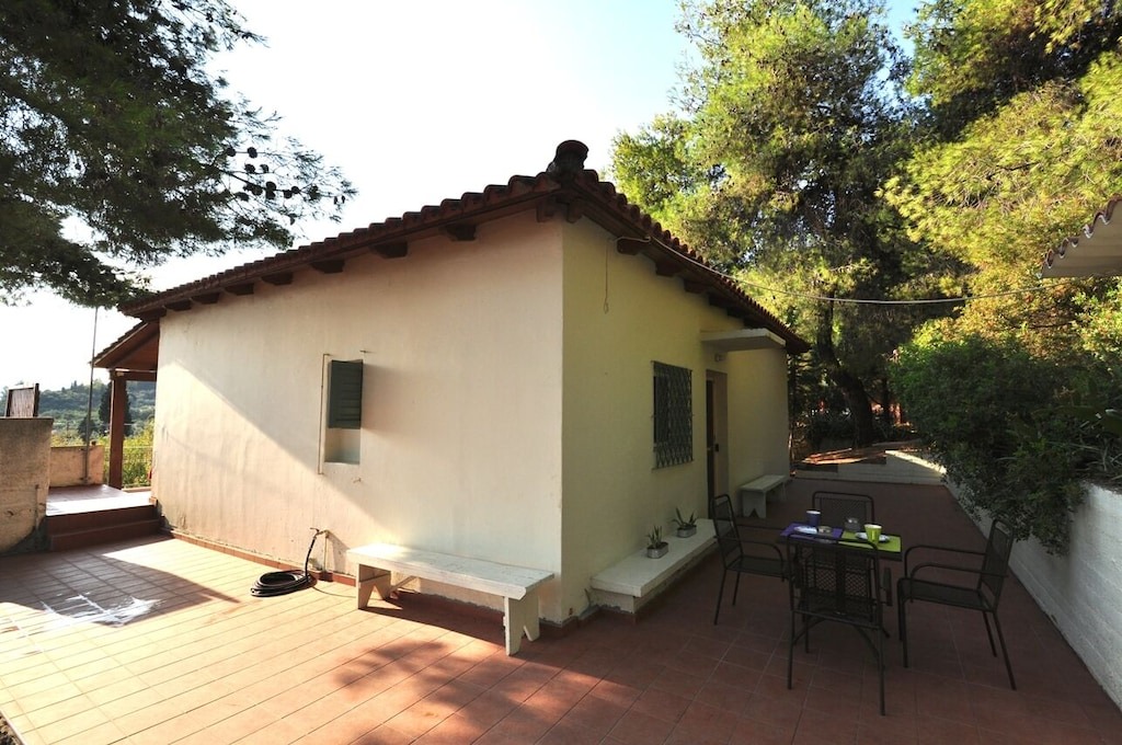 Photo of Buildings in Gialtra