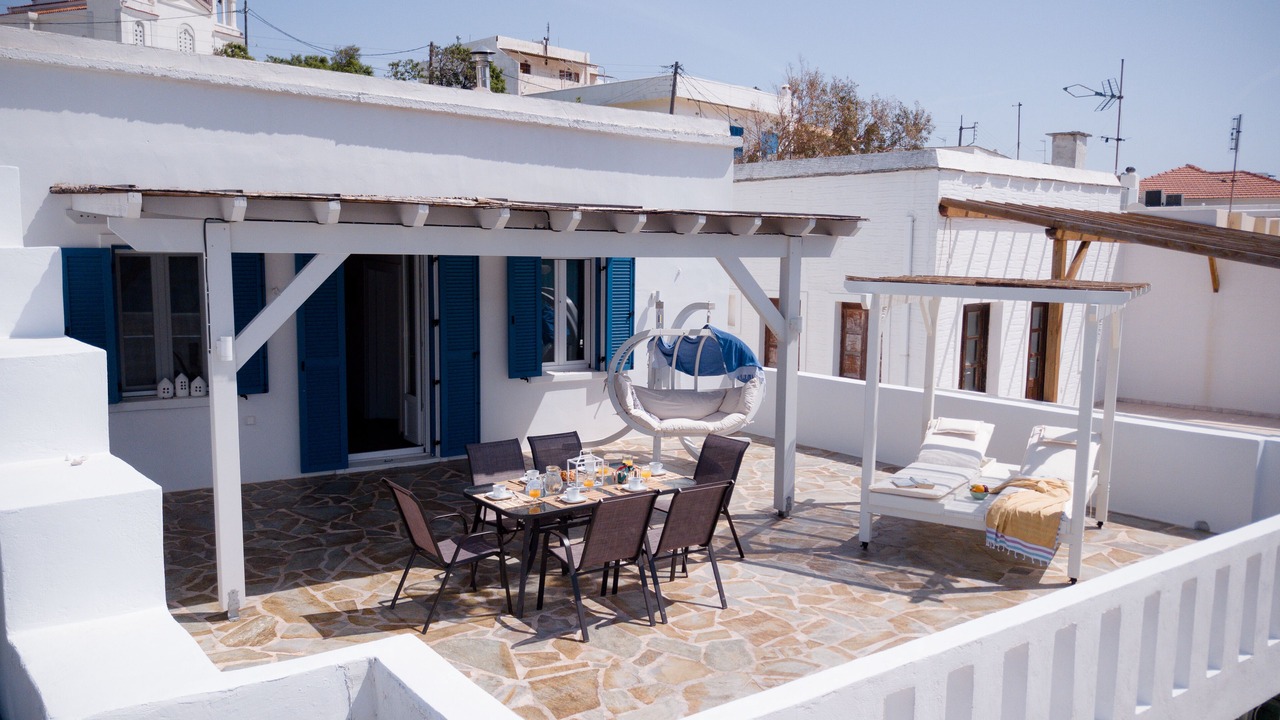 Photo of Outdoor in Gavrio