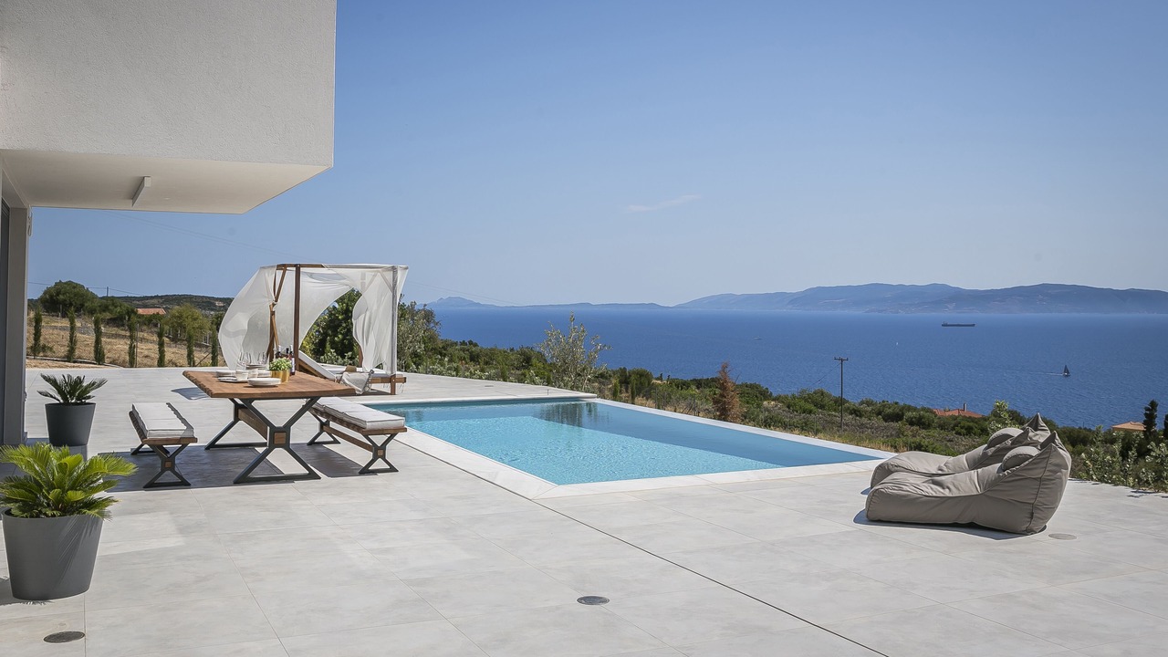 Photo of Outdoor in Plateies