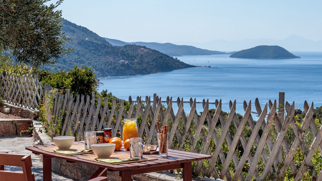 Photo of Outdoor in Glossa