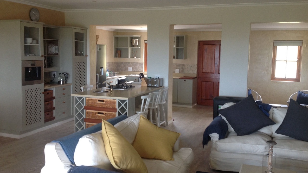Photo of Livingroom in Betty's Bay