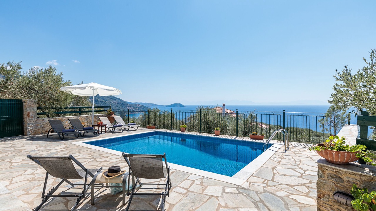 Photo of Outdoor in Glossa