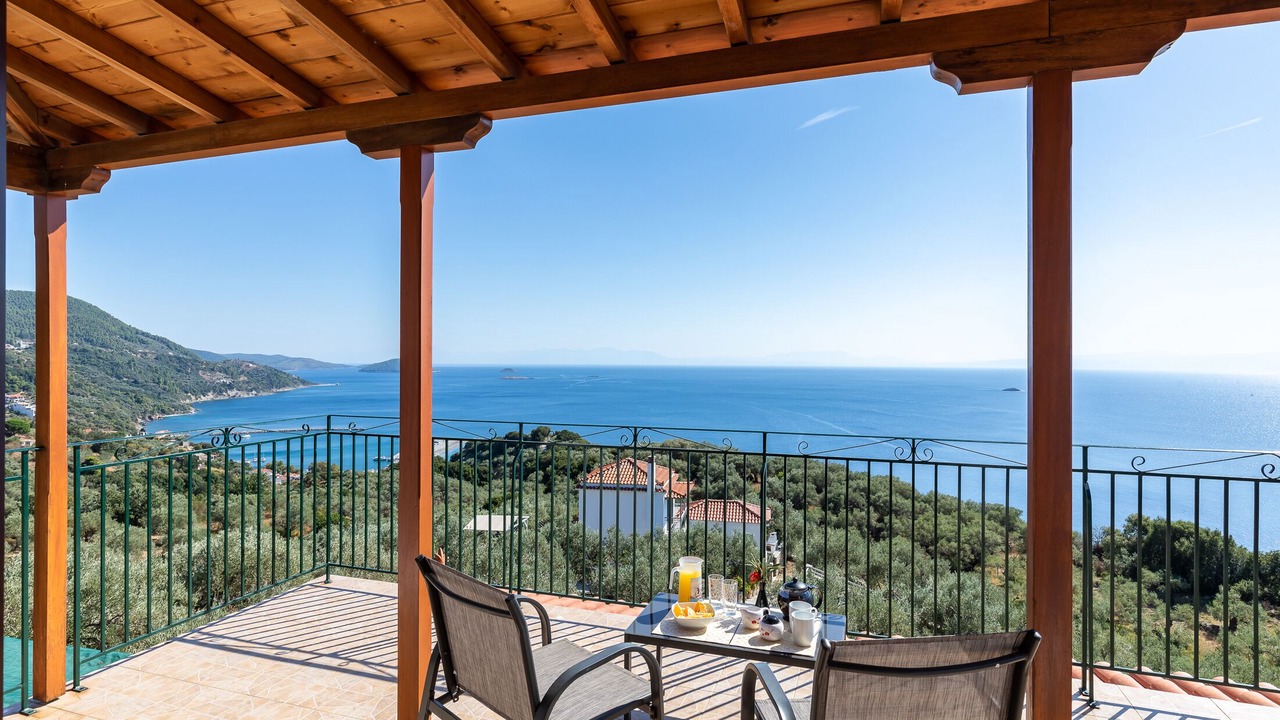 Photo of Outdoor in Glossa