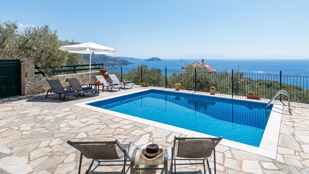 Photo of Outdoor in Glossa