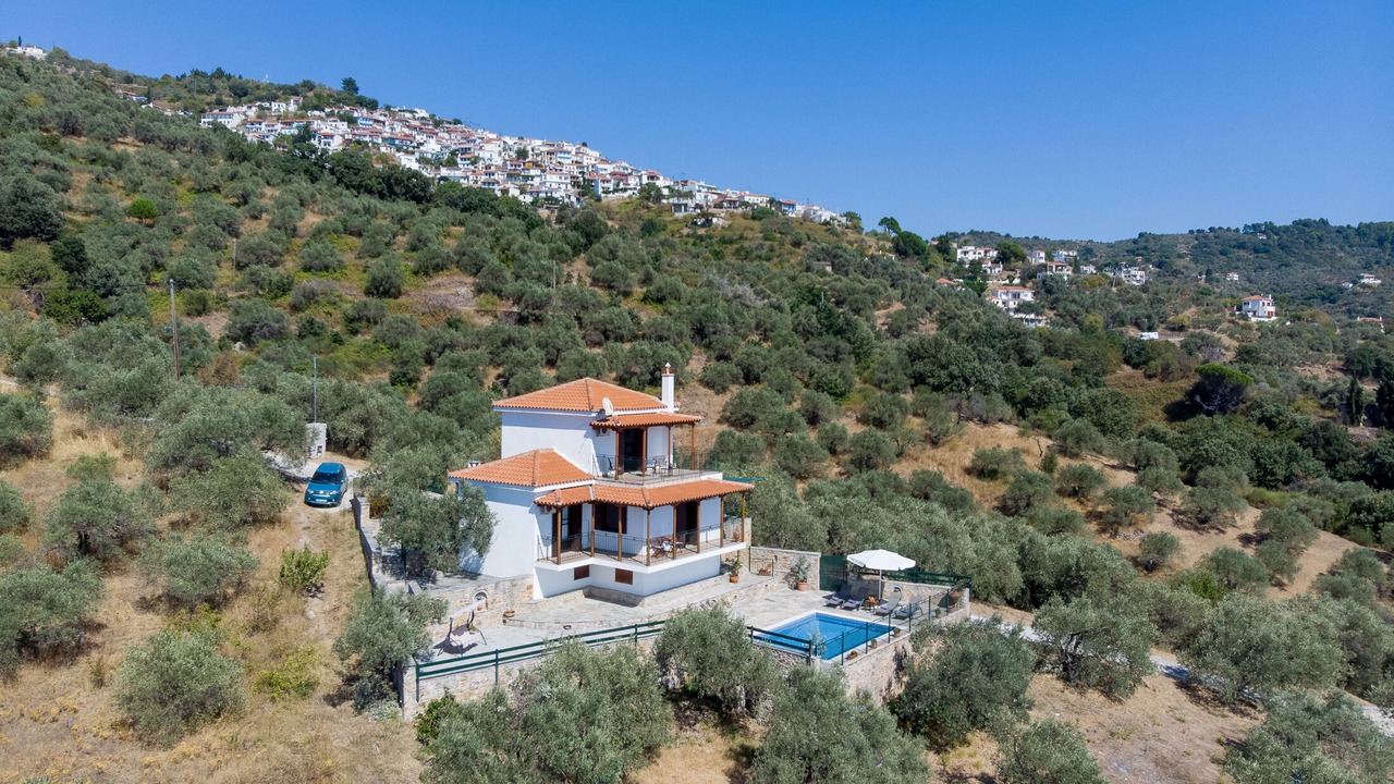 Photo of Outdoor in Glossa