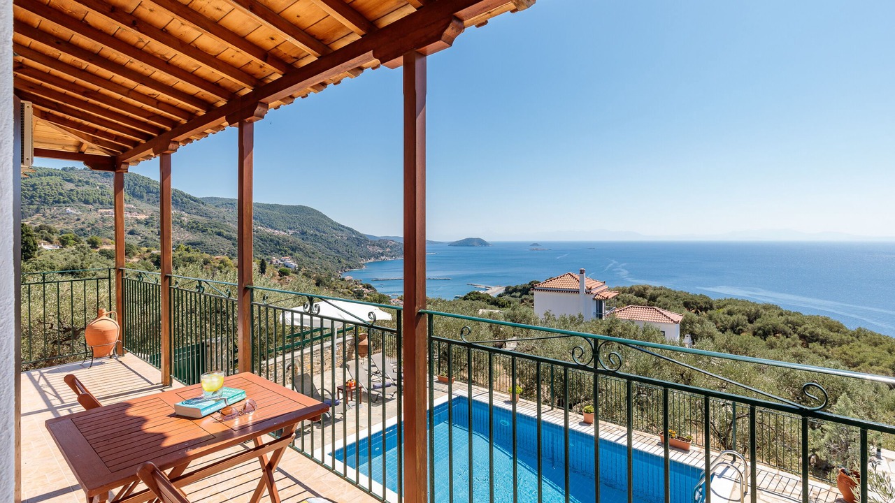 Photo of Outdoor in Glossa