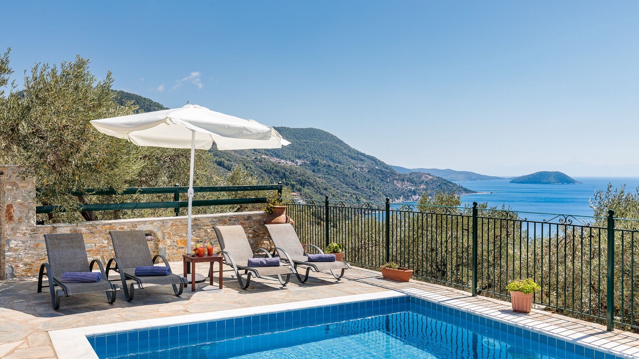 Photo of Outdoor in Glossa
