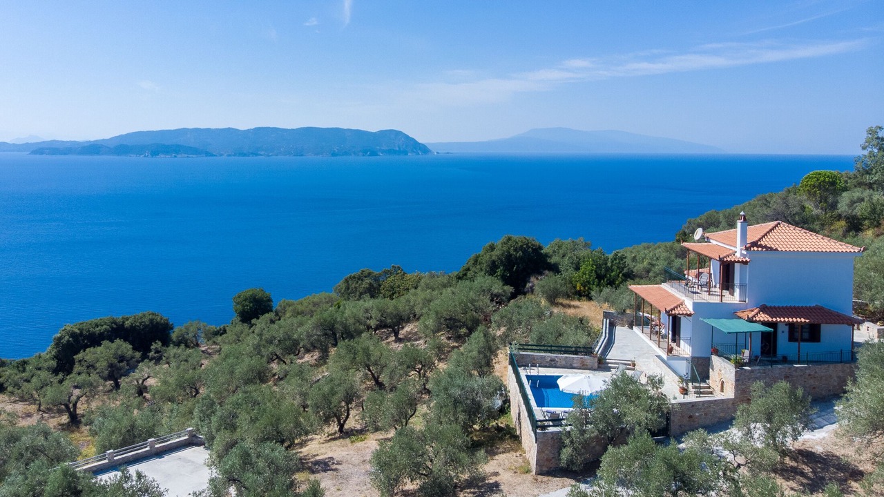 Photo of Outdoor in Glossa