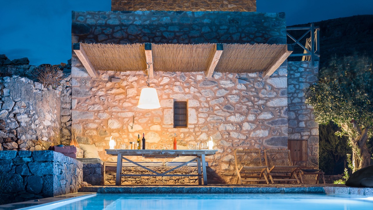 Photo of Outdoor in Omales