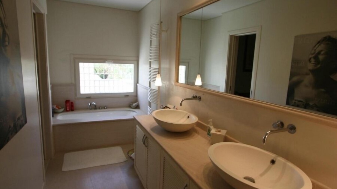 Photo of Bathroom in Karystos