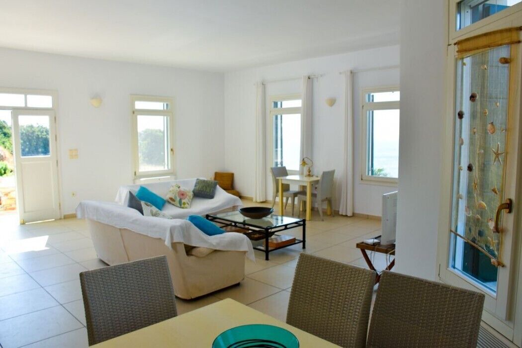 Photo of Livingroom in Pitrofos