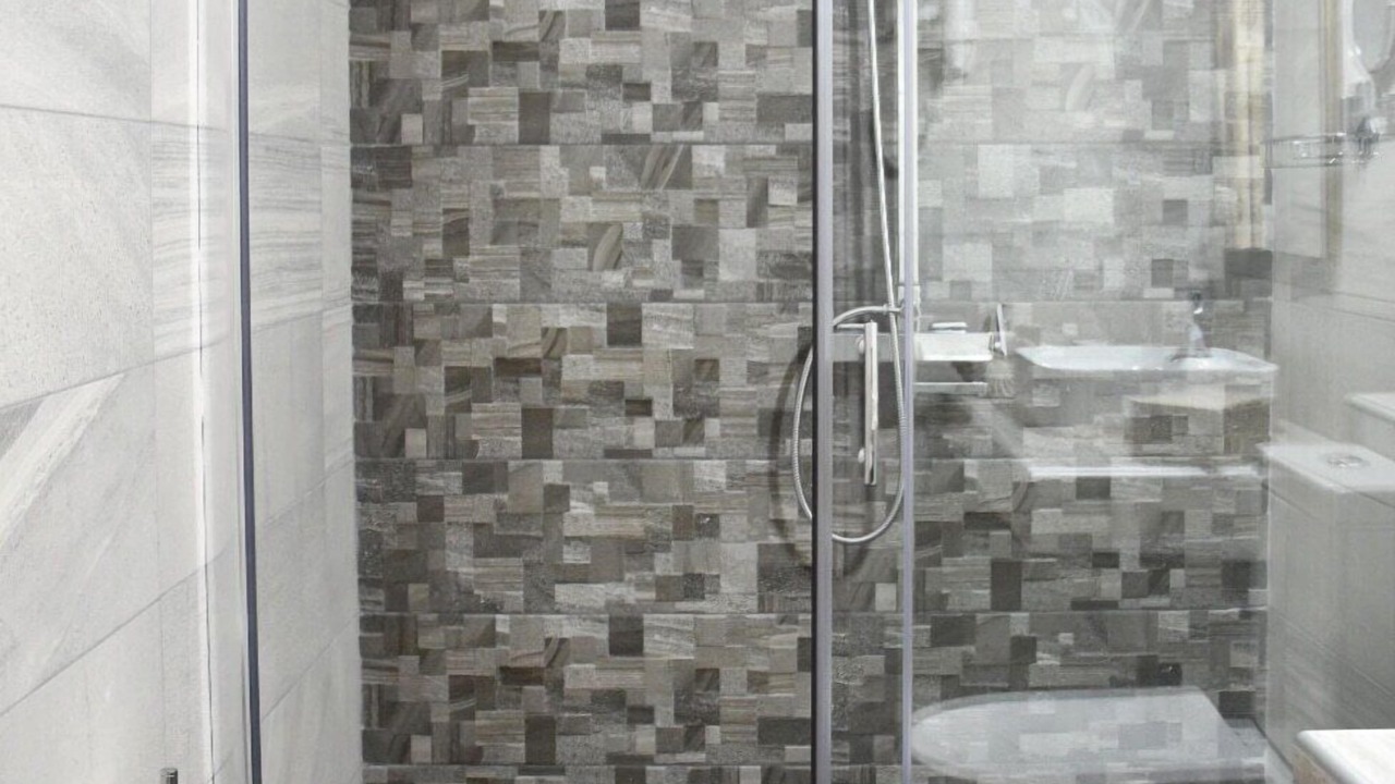 Photo of Bathroom in Patitiri