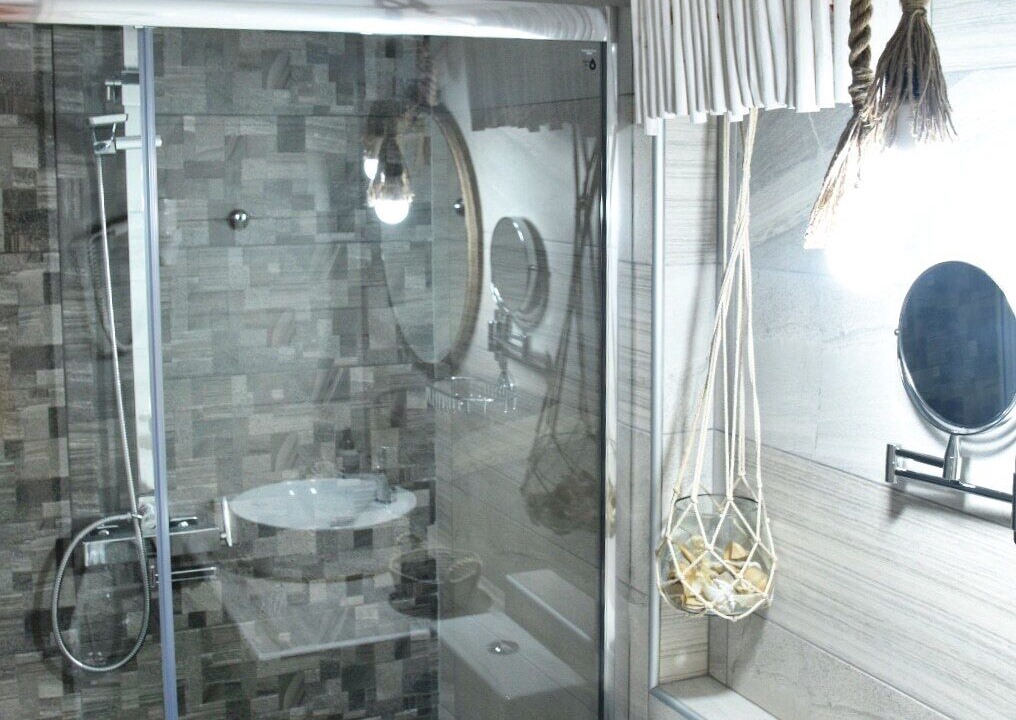 Photo of Bathroom in Patitiri