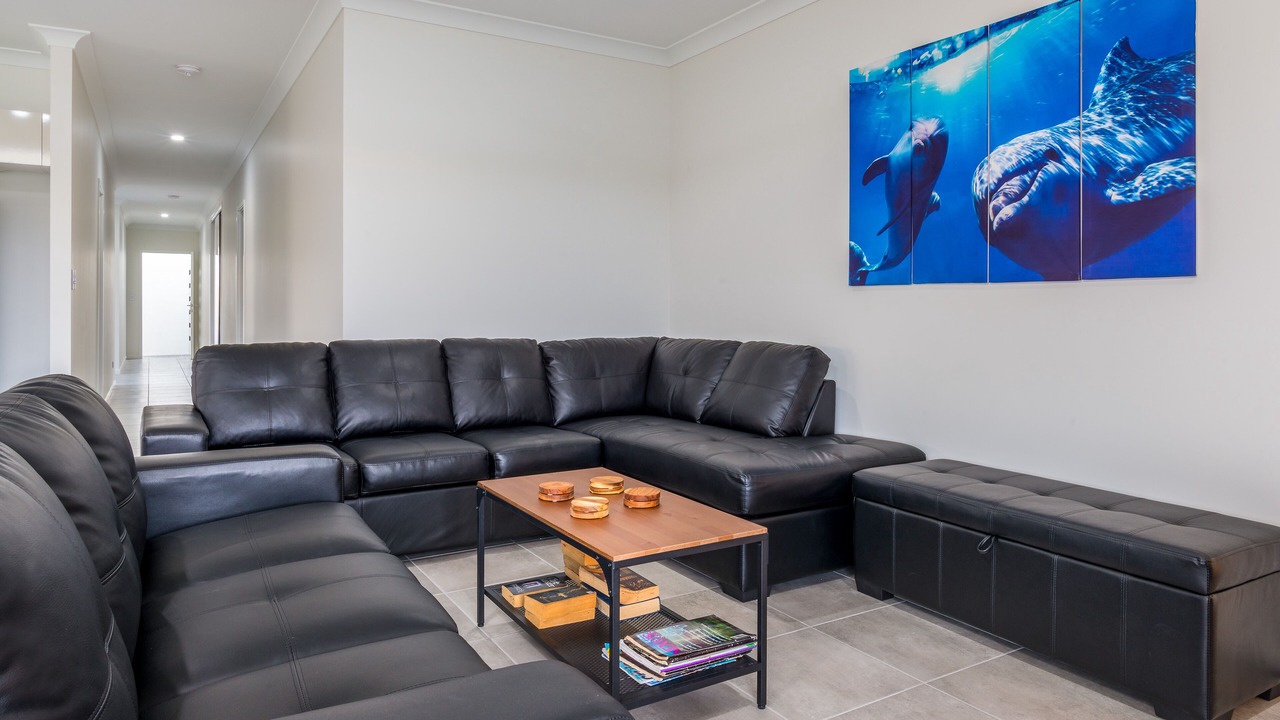 Photo of Livingroom in Trinity Beach
