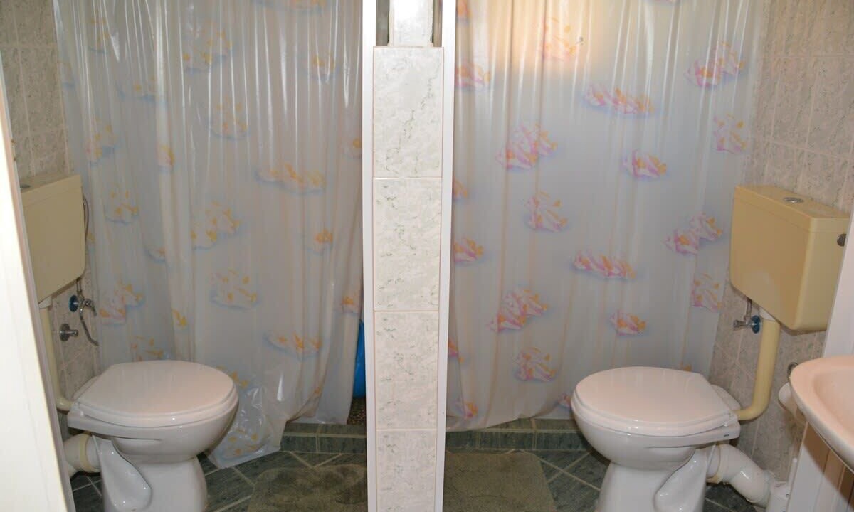 Photo of Bathroom in Marmari