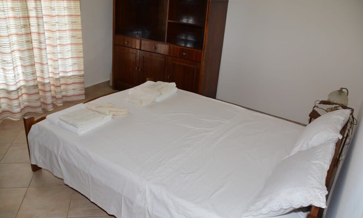 Photo of Bedroom in Marmari