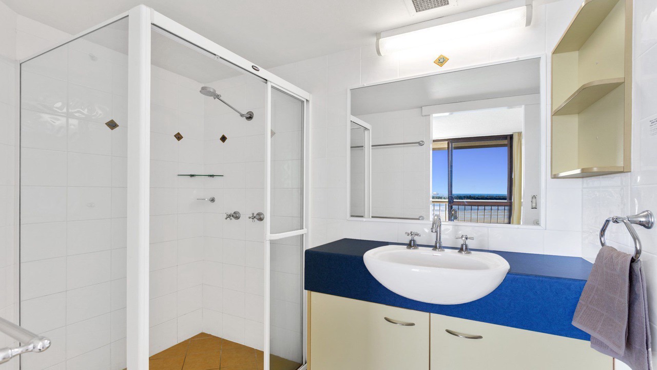 Photo of Bathroom in Golden Beach