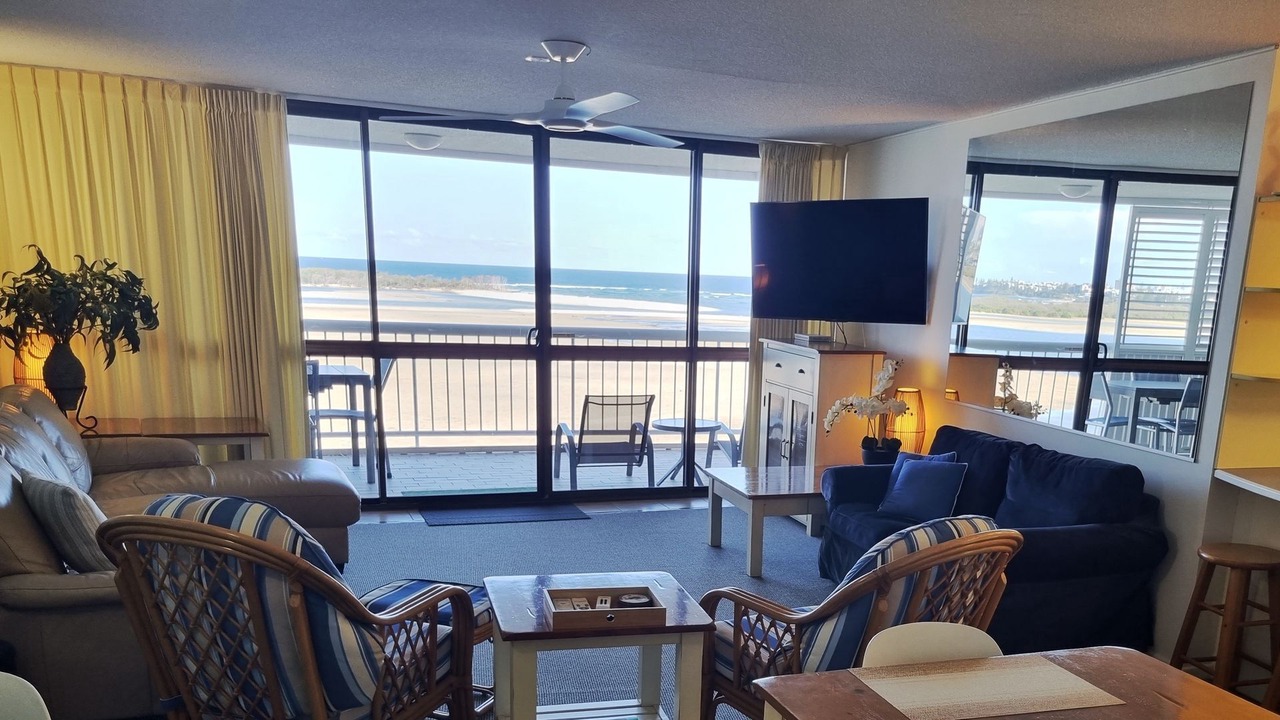 Photo of Livingroom in Golden Beach