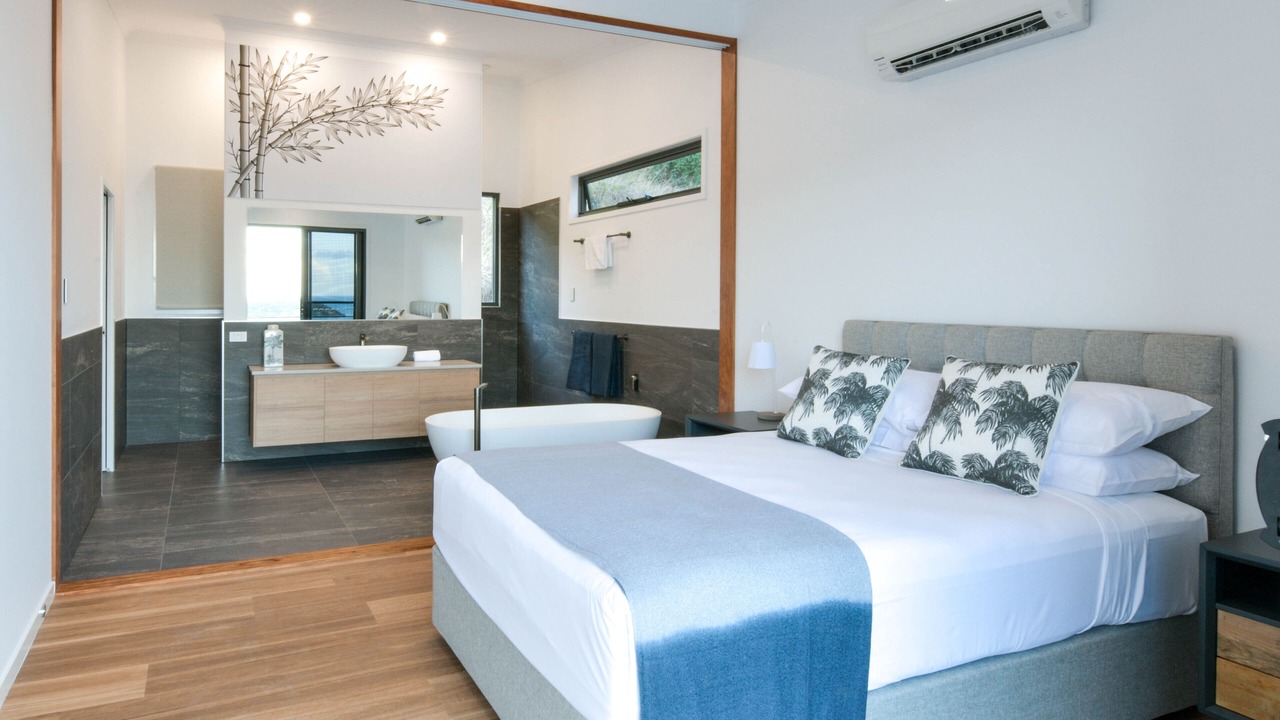 Photo of Bedroom in Airlie Beach