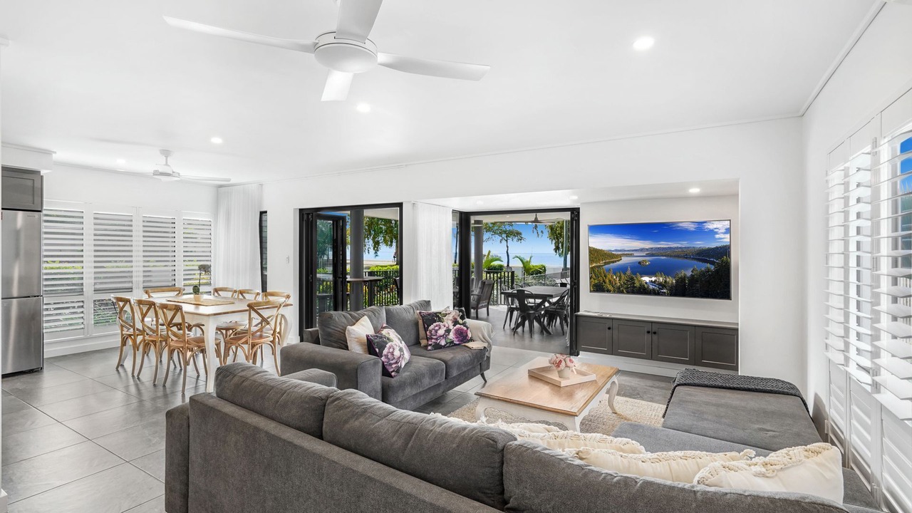 Photo of Livingroom in Clifton Beach