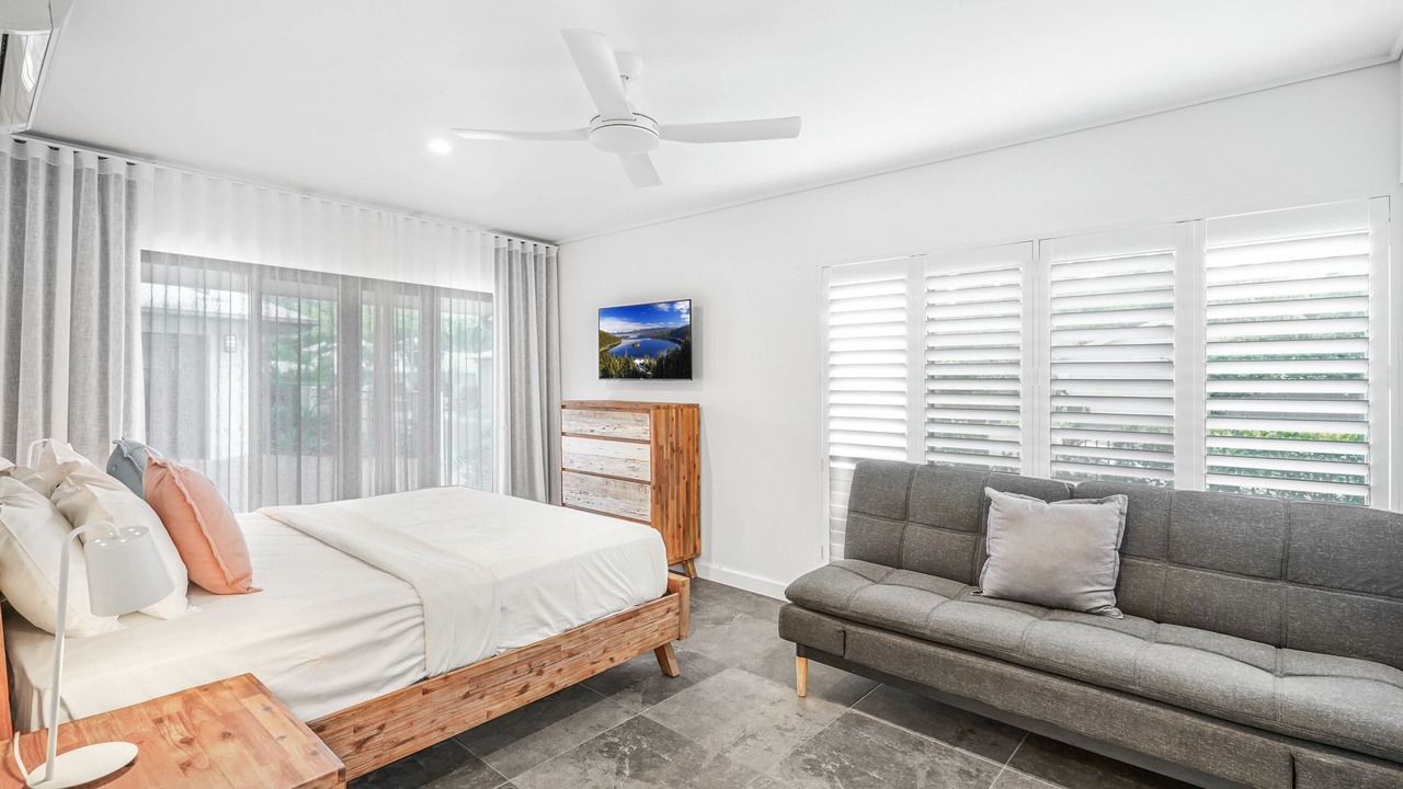 Photo of Bedroom in Clifton Beach