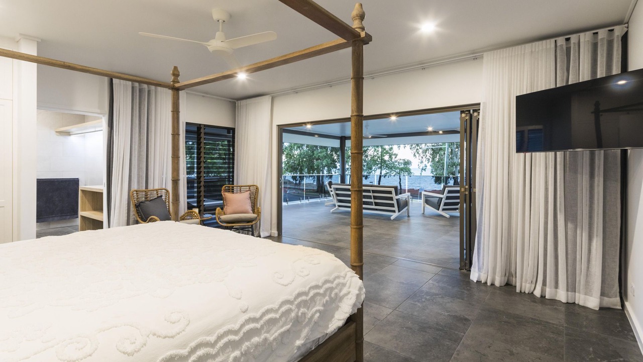 Photo of Bedroom in Clifton Beach