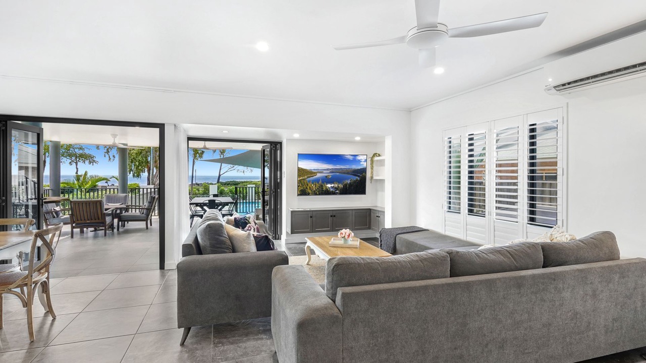 Photo of Livingroom in Clifton Beach