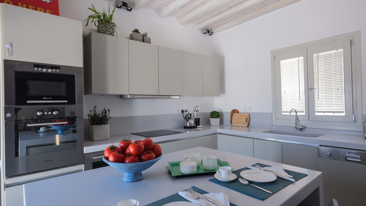 Photo of Kitchen in Tourlos
