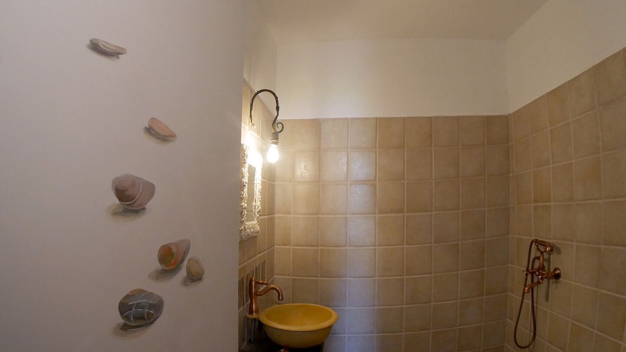 Photo of Bathroom in Likhas