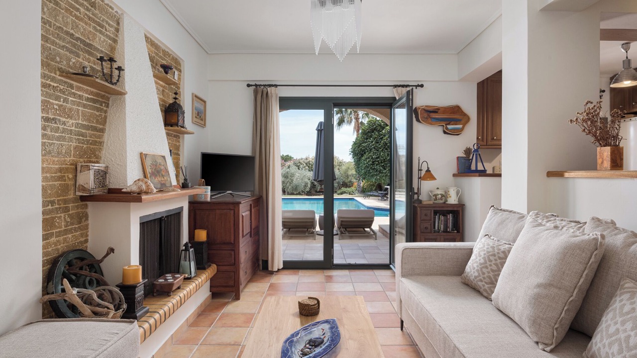 Photo of Livingroom in Plepi