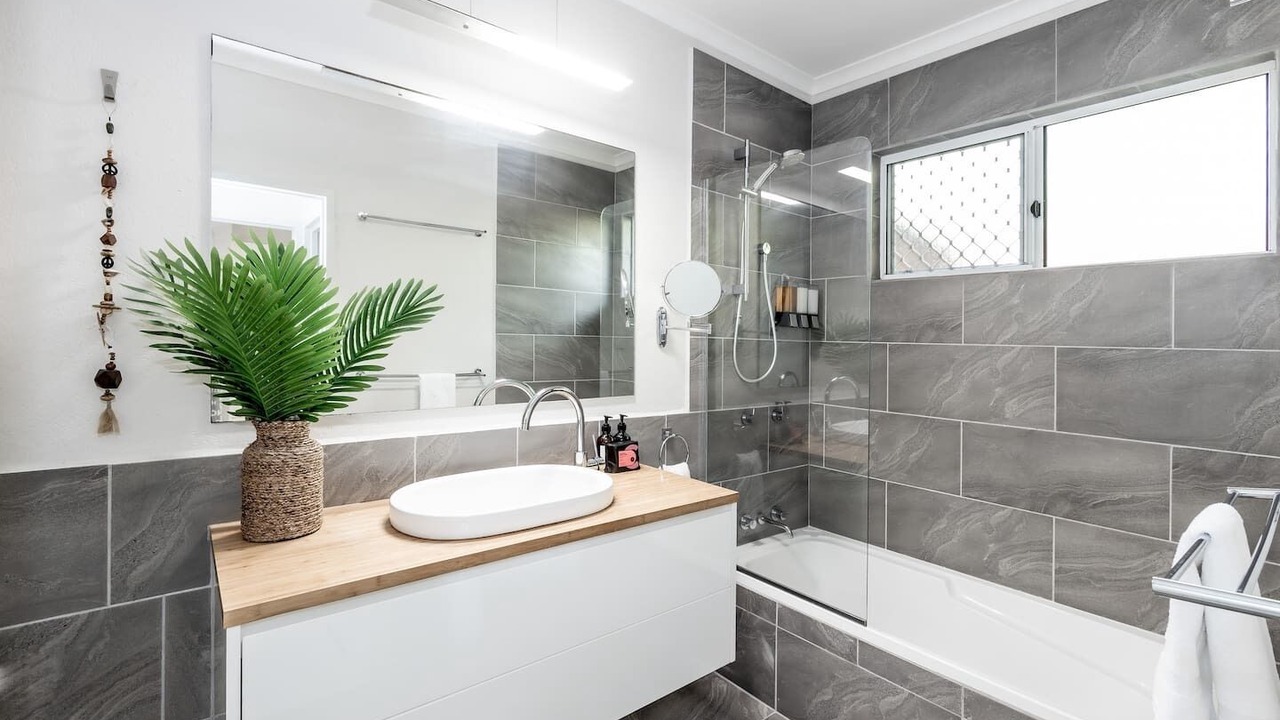 Photo of Bathroom in Clifton Beach