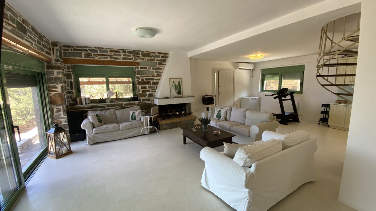 Photo of Livingroom in Marmari