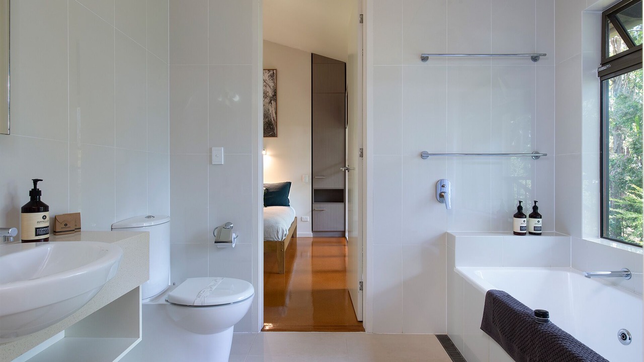 Photo of Bathroom in Weyba Downs