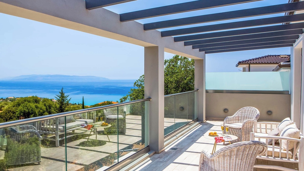 Photo of Patio Balcony in Leivathos