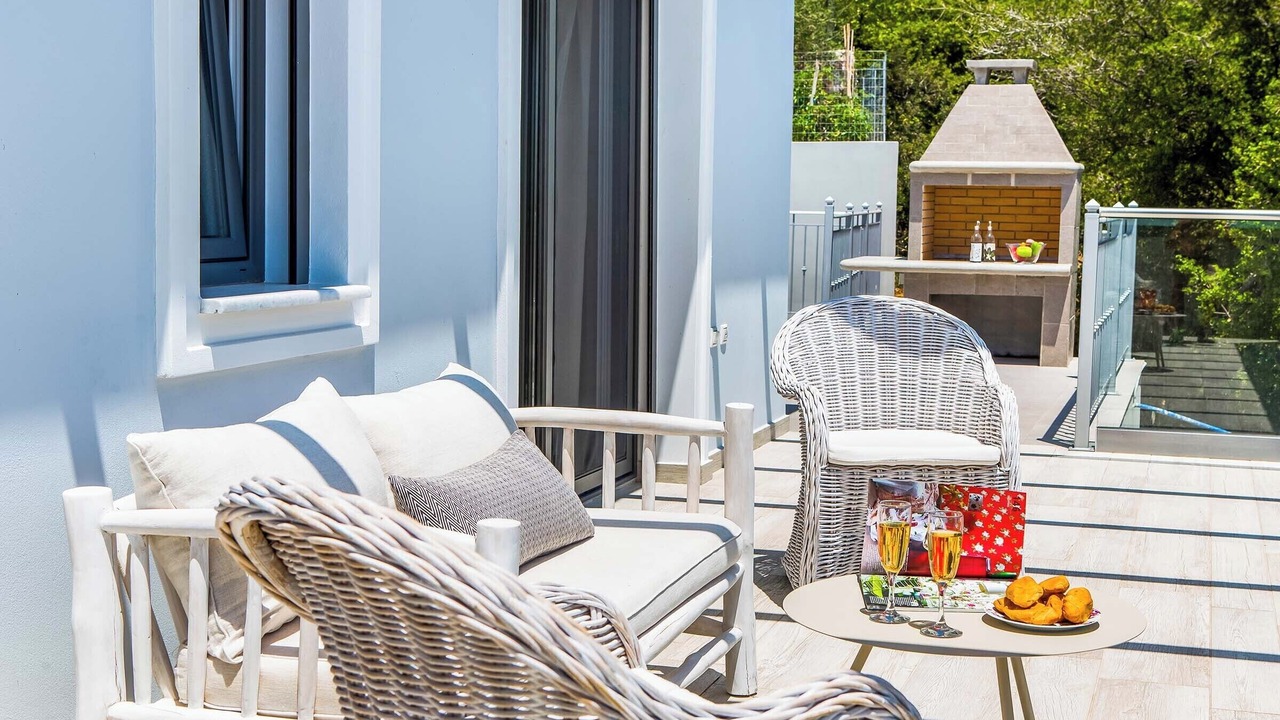 Photo of Patio Balcony in Leivathos