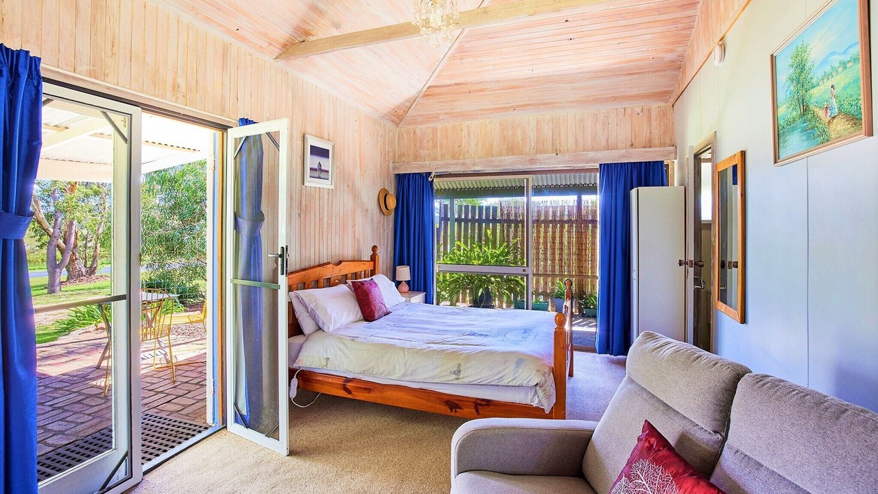 Photo of Livingroom in Ballandean