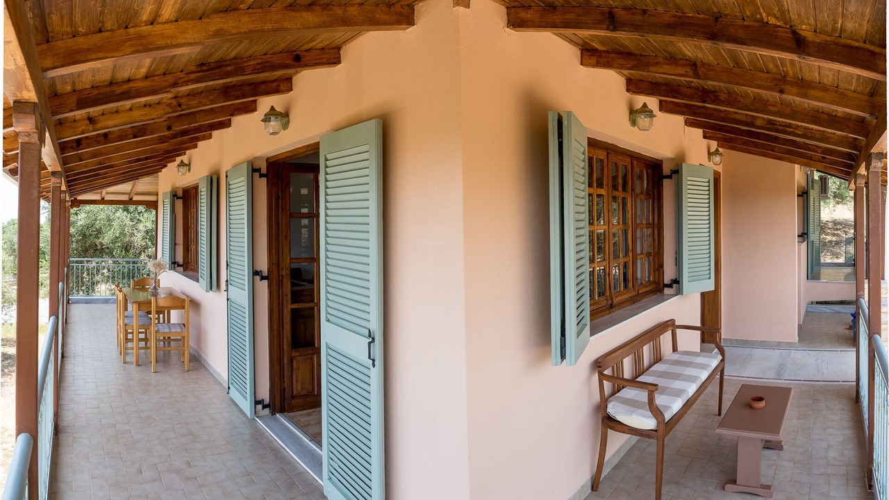 Photo of Patio Balcony in Kanali