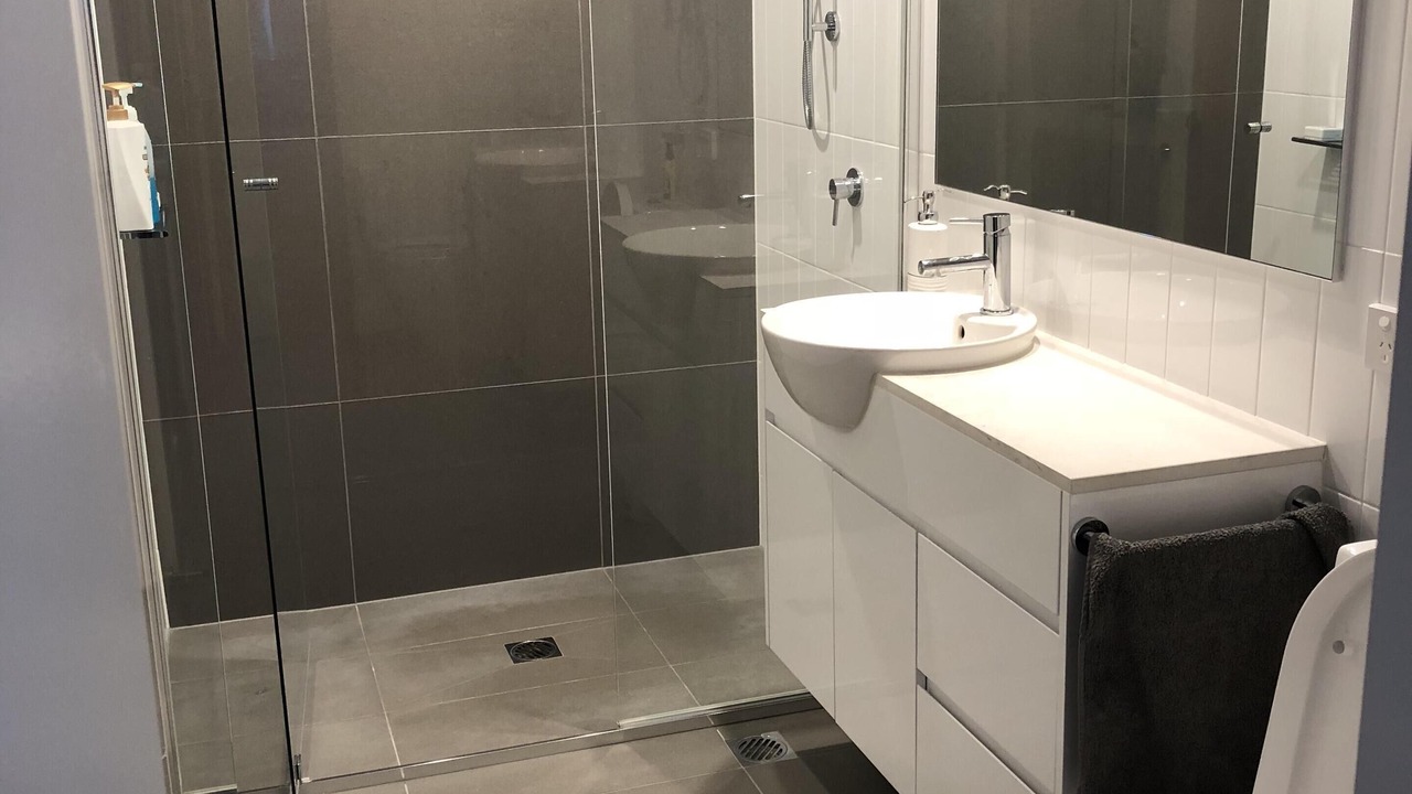 Photo of Bathroom in Mermaid Waters