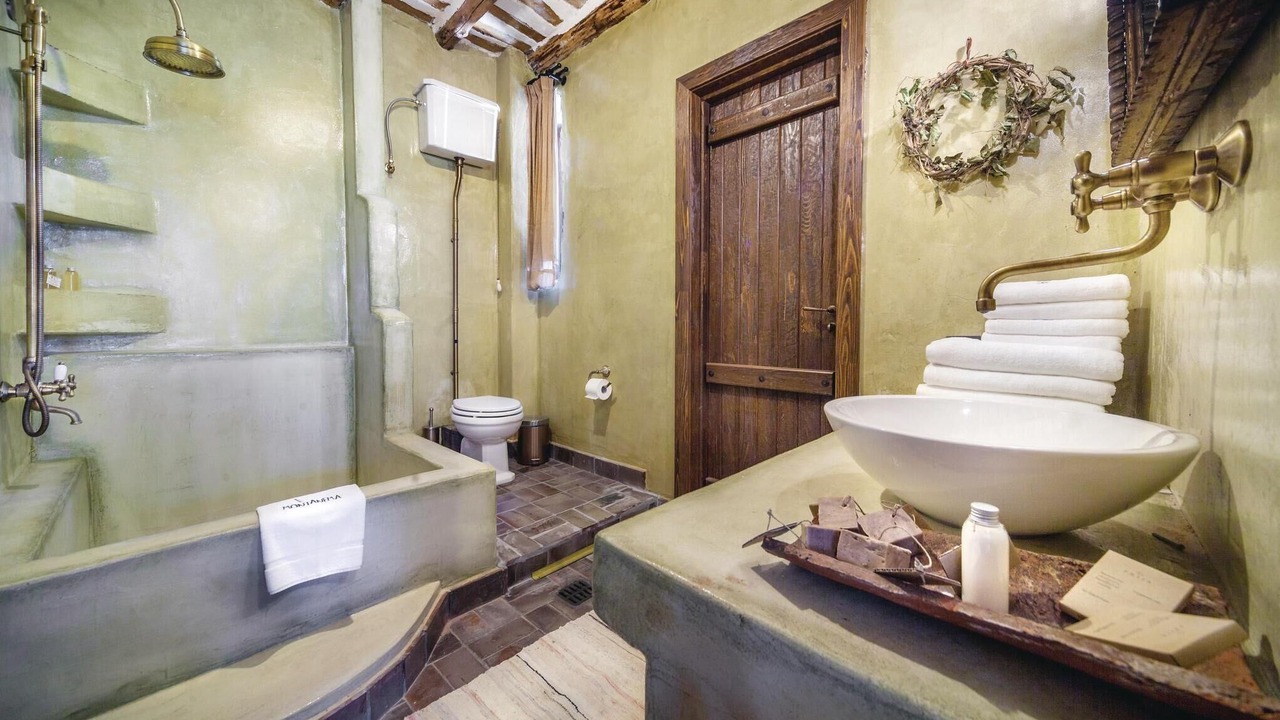 Photo of Bathroom in Platanakos