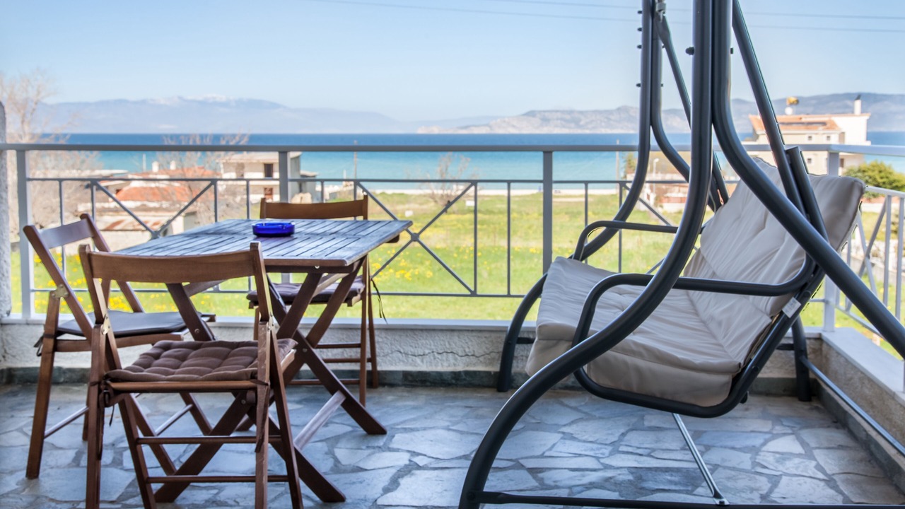 Photo of Patio Balcony in Velon