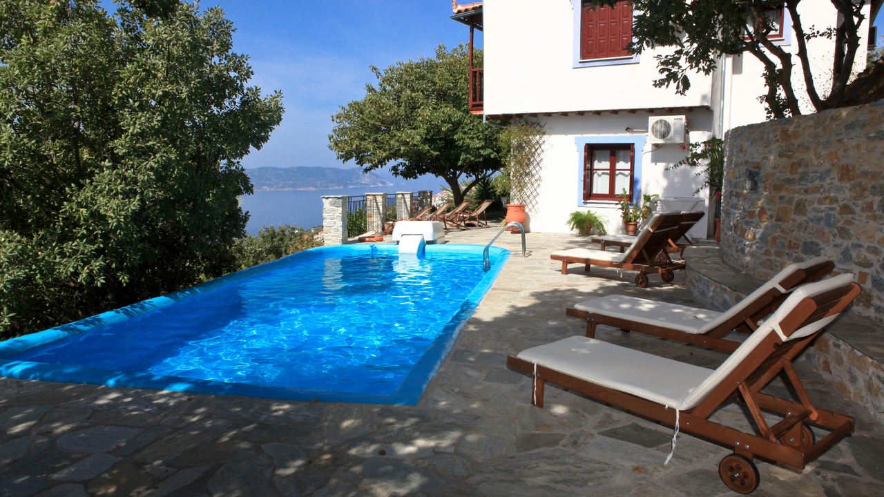 Photo of Outdoor in Glossa