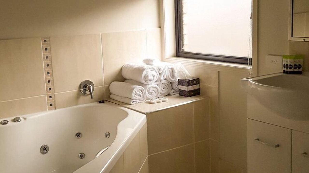 Photo of Bathroom in Stanthorpe